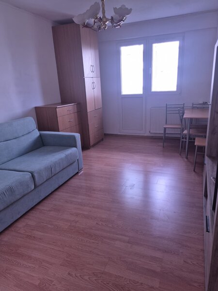 Brancoveanu, Huedin, Straja, de inchiriat 2 camere decomandat 45 mp,