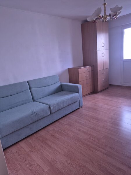 Brancoveanu, Huedin, Straja, de inchiriat 2 camere decomandat 45 mp,